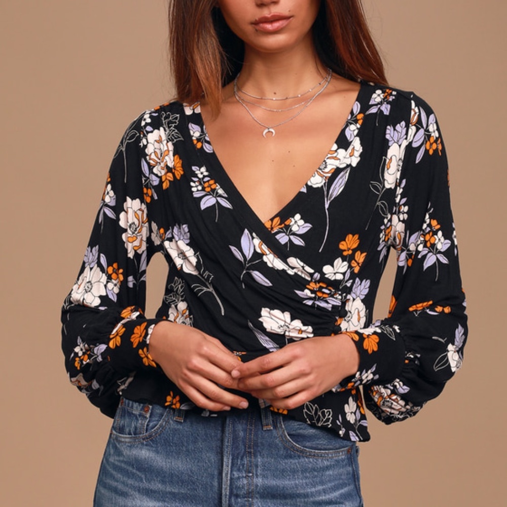 FREE PEOPLE SATURDAY NIGHT BLACK FLORAL WRAP TOP